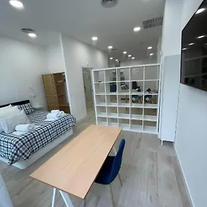 Monkeys Pages Del Corro Triana Apartamento